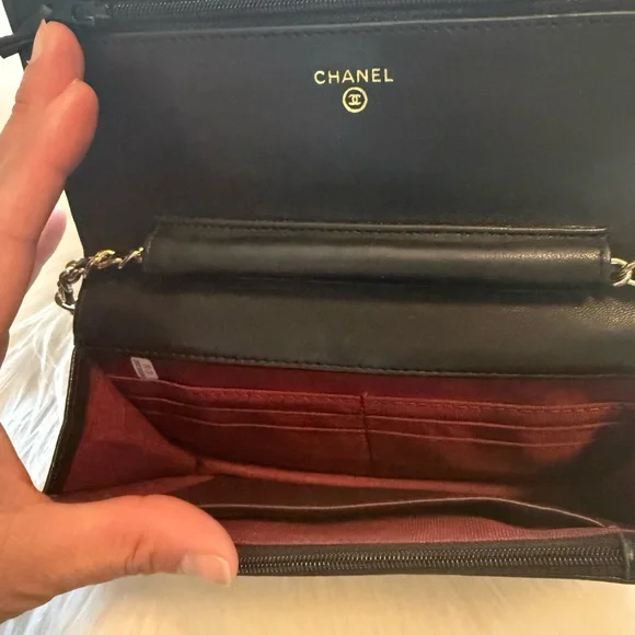 Chanel Black Quilted Crossbody Bag WOC - Picture 4 of 10